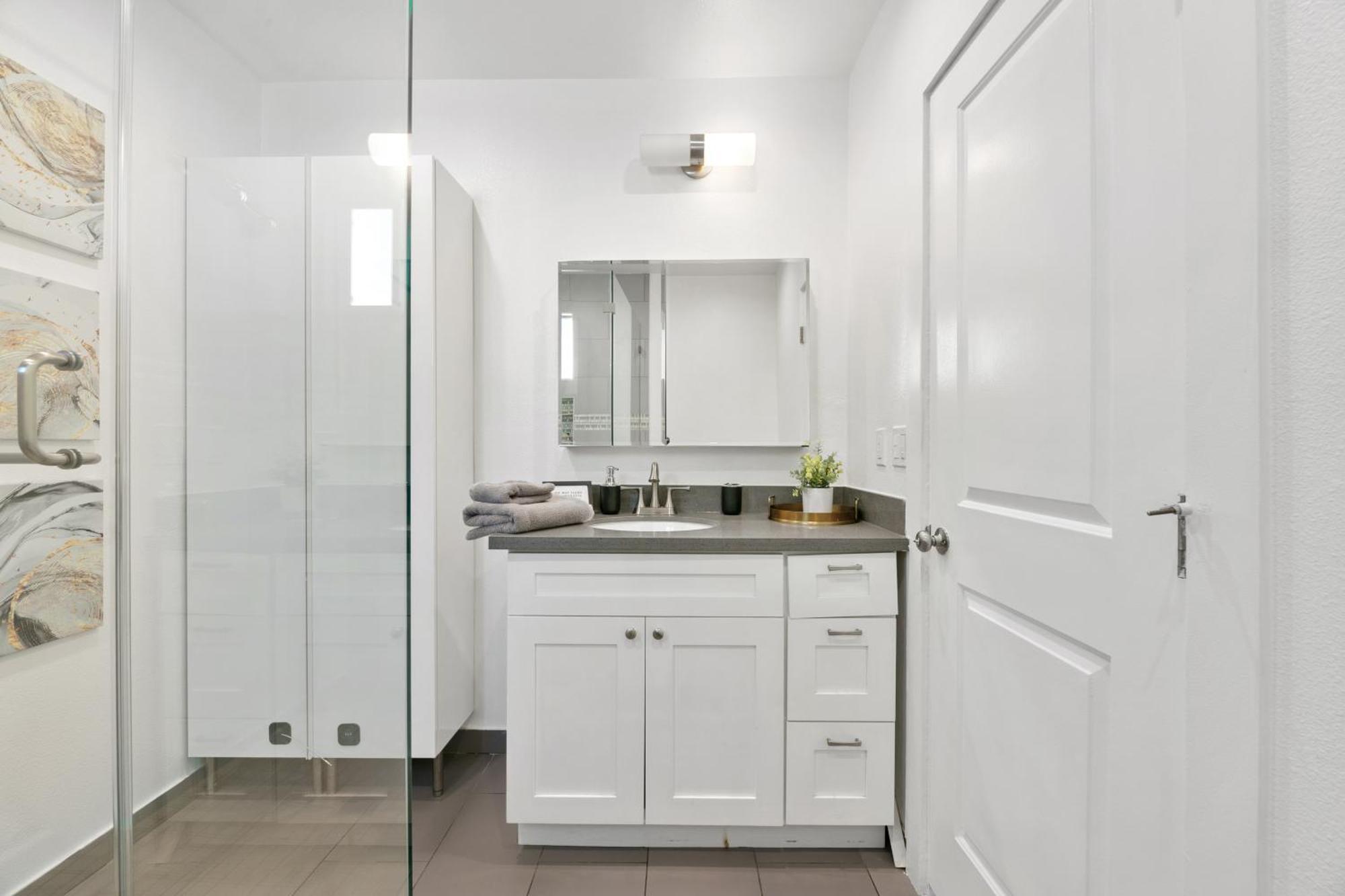 Muirfield Chic City Bungalow With Parking Los Angeles Exterior photo