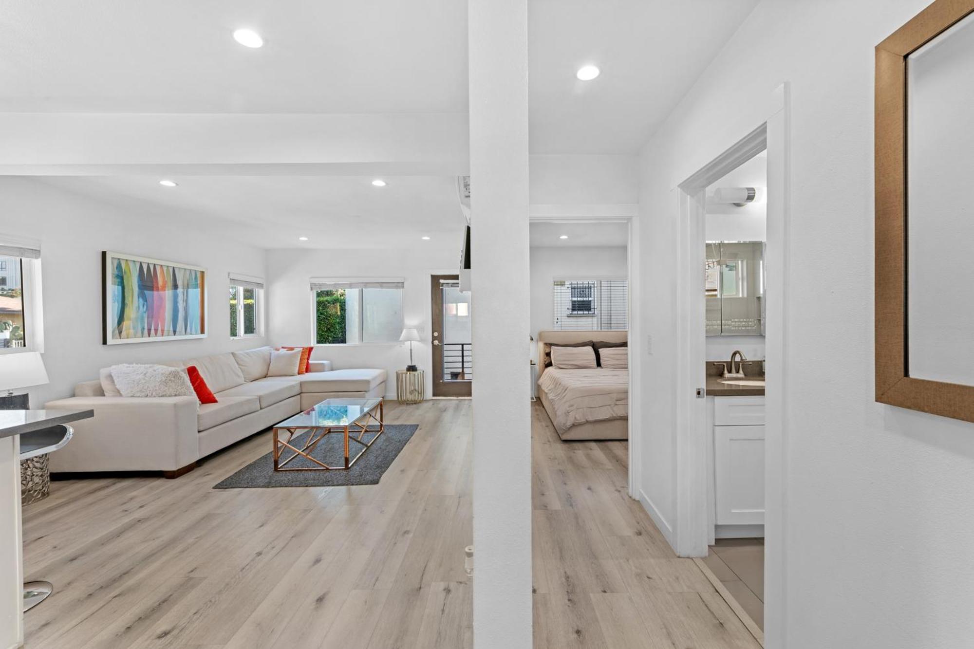 Muirfield Chic City Bungalow With Parking Los Angeles Exterior photo